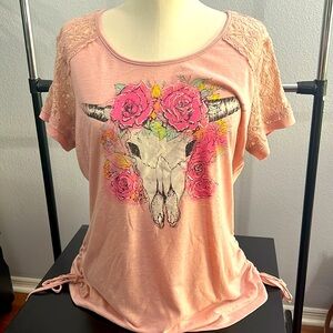 Pink shirt with lace sleeves
